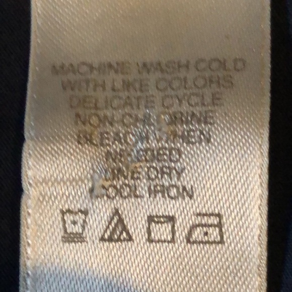 Liz Claiborne Lizsport navy business casual shirt/sz M/ button down/long sleeves - Picture 13 of 13